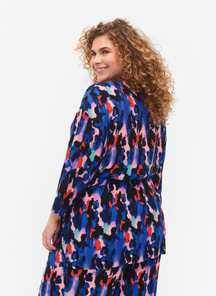 Kimono i viskos med tryck, Colorful Animal, Model image number 1