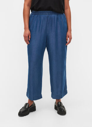 Löst sittande denimbyxor i lyocell (TENCEL™), Dark Blue, Model image number 2
