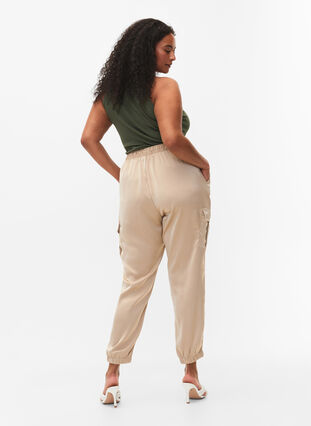 Satin Cargo Byxor, Humus, Model image number 1