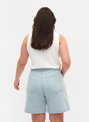 Jeansshorts med randigt mönster, Light Blue Stripe, Model image number 1