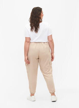 Löst sittande byxor i viskos med stora fickor, Oxford Tan, Model image number 1