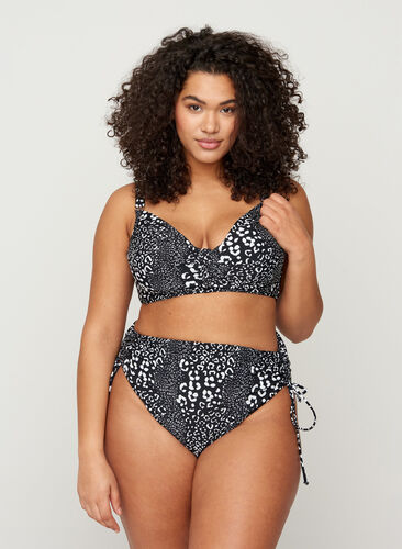 Bikiniunderdel med print, Mix Leo Print, Model image number 1