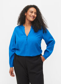 Långärmad blus i viskosmix, Skydiver, Model