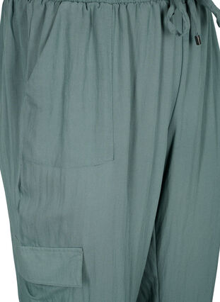 Löst sittande byxor i viskos med stora fickor, Balsam Green, Packshot image number 2