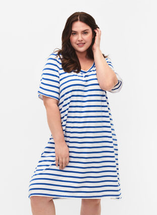 Randig trikåklänning med korta ärmar, Blue Stripes, Model image number 0