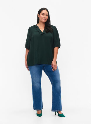 Blus i viskos med puffärm och volanger, Scarab, Model image number 1