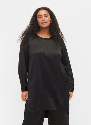 Lång skinande skjorta med slits, Black, Model image number 0