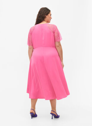 Midiklänning med korta spetsärmar, Shocking Pink, Model image number 1