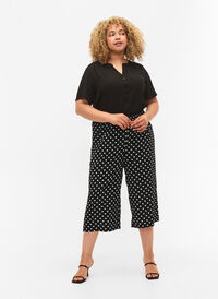 Culottebyxor med tryck, Black w. Dots, Model