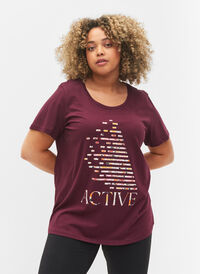  T-shirt till träning med print, Fig w. flower logo, Model