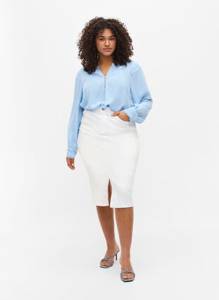 Knälång jeanskjol med slits, White, Model image number 4
