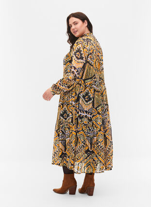 Mönstrad midiklänning med knappar, Yellow Aztec AOP, Model image number 1