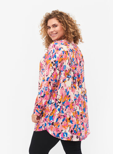 Lång tryckt skjorta i viskos, Rosebloom GraphicAOP, Model image number 1