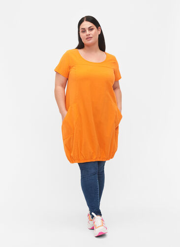 Kortärmad klänning i bomull, Orange Tiger, Model image number 2