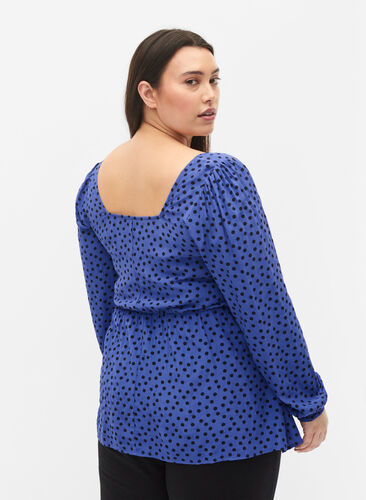 Prickig blus i viskos med smock, R.Blue w. Black Dot, Model image number 1