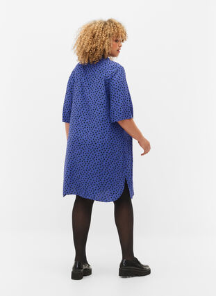 Lång prickig skjorta i viskos, R.Blue w. Black Dot, Model image number 1