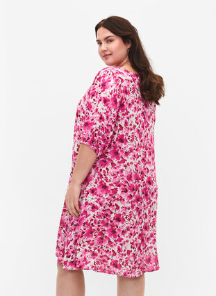 A-linjeskuren blommig klänning i viskos, Pink Flower Rain, Model image number 1