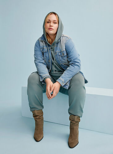 Ljus jeansjacka med bröstfickor, Light blue denim, Image image number 0
