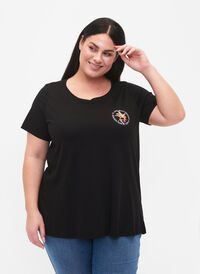T-shirt i bomull med tryck framtill, Black W. Chest print, Model