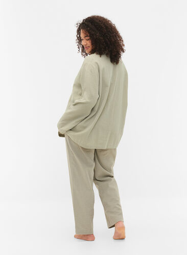 Byxor i bomull med struktur, Seagrass , Model image number 1